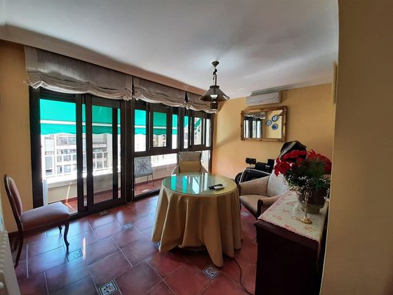 Foto 2 de Pis en venda a Centro - Cáceres de 4 habitacions amb terrassa i garatge