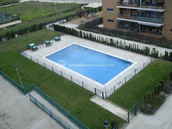 Foto 1 de Pis en venda a Nuevo Cáceres de 3 habitacions amb terrassa i piscina
