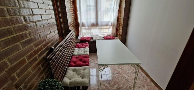 Foto 2 de Piso en alquiler en Centro - Cáceres de 1 habitación con garaje y muebles