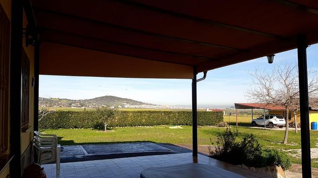Foto 2 de Casa rural en venda a Sierra de Fuentes de 5 habitacions amb terrassa i garatge