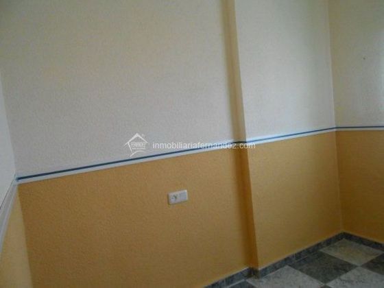 Foto 2 de Pis en lloguer a Centro - Cáceres de 3 habitacions amb mobles i aire acondicionat