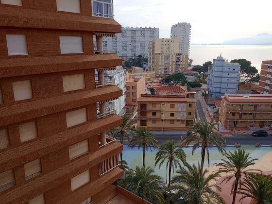 Foto 1 de Venta de piso en El Faro - El Dossel de 3 habitaciones con terraza y piscina