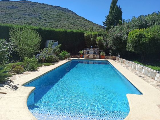 Foto 1 de Chalet en venta en La Xara - La Sella - Jesús Pobre de 3 habitaciones con terraza y piscina
