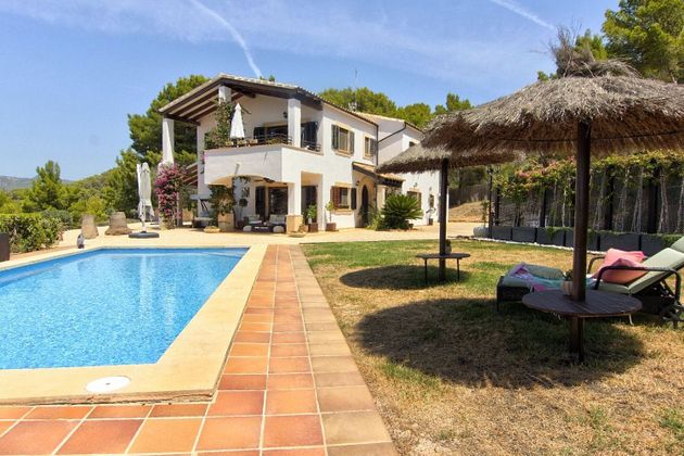 Foto 1 de Chalet en venta en Costa de la Calma de 5 habitaciones con terraza y piscina