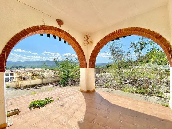 Foto 1 de Xalet en venda a Pedralba de 6 habitacions amb terrassa i piscina