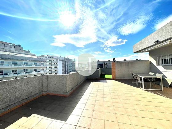Foto 2 de Venta de ático en Eixample de 2 habitaciones con terraza y piscina