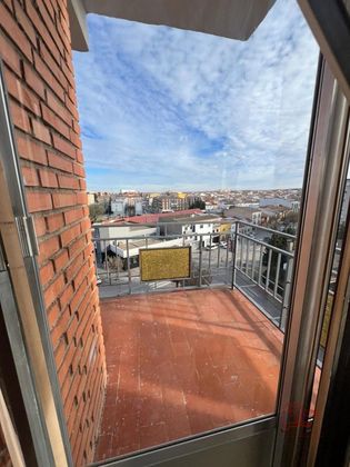 Foto 2 de Venta de piso en Alcázar de San Juan de 4 habitaciones con terraza y calefacción