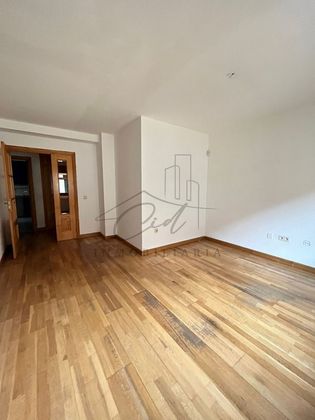 Foto 1 de Piso en venta en calle Eusebio Guadalix de 2 habitaciones con terraza y calefacción