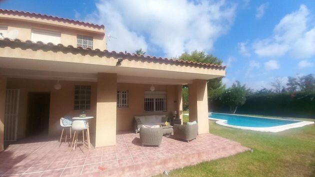 Foto 2 de Venta de chalet en San Juan de Alicante/Sant Joan d´Alacant de 6 habitaciones con terraza y piscina