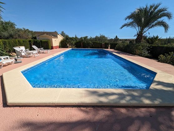 Foto 2 de Xalet en venda a Crevillent de 4 habitacions amb terrassa i piscina