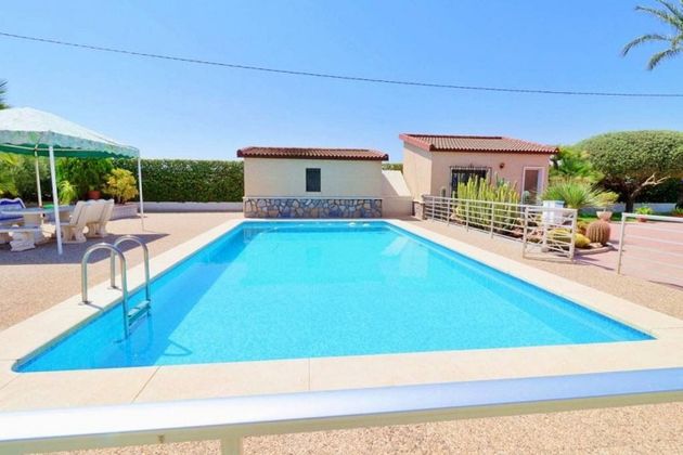 Foto 1 de Xalet en venda a La Algoda - Matola - El Pla de 3 habitacions amb terrassa i piscina