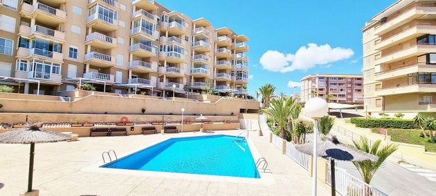 Foto 2 de Dúplex en venda a Los Arenales del Sol de 3 habitacions amb terrassa i piscina