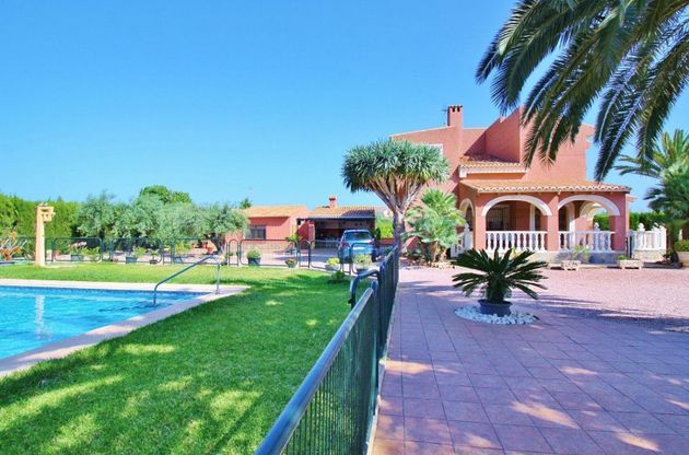 Foto 1 de Xalet en venda a Villafranqueza de 7 habitacions amb terrassa i piscina