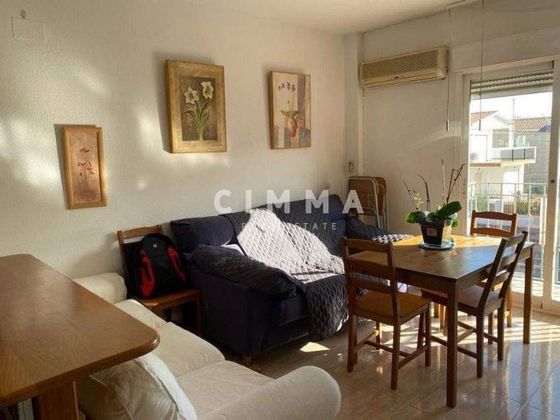 Foto 1 de Piso en venta en Nucia (la) de 2 habitaciones con terraza y jardín