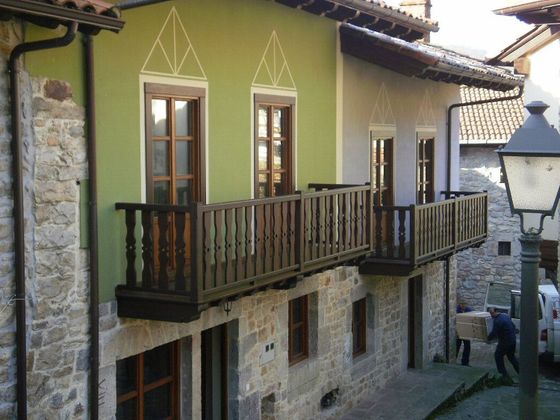 Foto 2 de Casa rural en lloguer a barrio La Bolera de 3 habitacions amb mobles i balcó