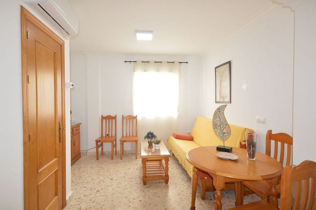 Foto 1 de Alquiler de piso en calle San Pablo de 1 habitación con muebles y aire acondicionado