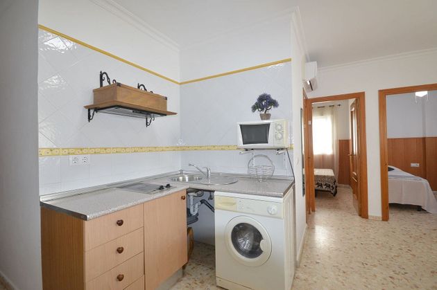 Foto 2 de Pis en lloguer a calle San Pablo de 2 habitacions amb mobles i aire acondicionat