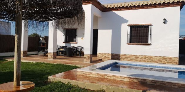 Foto 1 de Alquiler de casa en barrio Diseminado Nuevo de 2 habitaciones con terraza y piscina