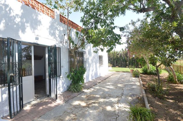 Foto 2 de Casa en alquiler en calle Del Tío Gonzalo de 3 habitaciones con terraza y piscina