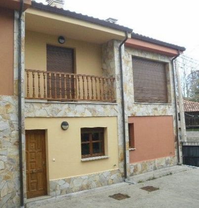 Foto 1 de Casa adosada en alquiler en calle La Bolerina de 2 habitaciones con garaje y jardín