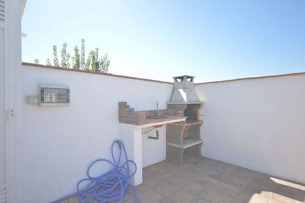 Foto 2 de Casa en alquiler en calle Guerrero Palmarel Cádiz España de 2 habitaciones con terraza y piscina