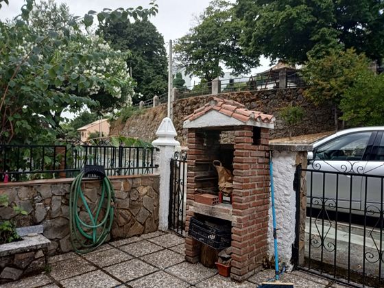 Foto 2 de Casa en venta en Aldeanueva de la Vera de 5 habitaciones con terraza y garaje