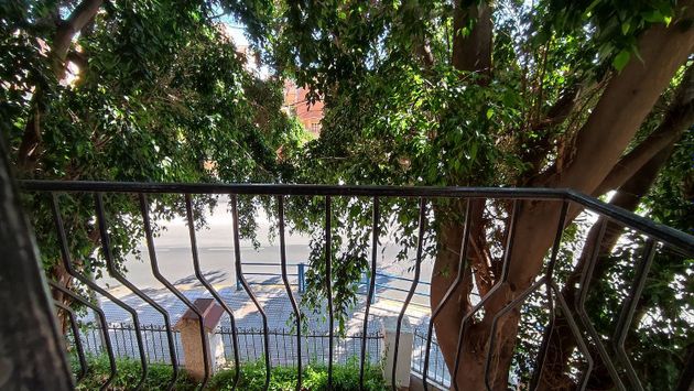 Foto 2 de Xalet en venda a Carlos Haya de 6 habitacions amb terrassa i garatge