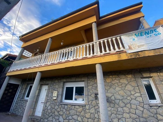 Foto 2 de Casa en venta en Parroquias de Oviedo de 4 habitaciones con terraza y garaje