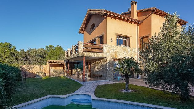 Foto 2 de Xalet en venda a Guadarrama de 4 habitacions amb terrassa i piscina