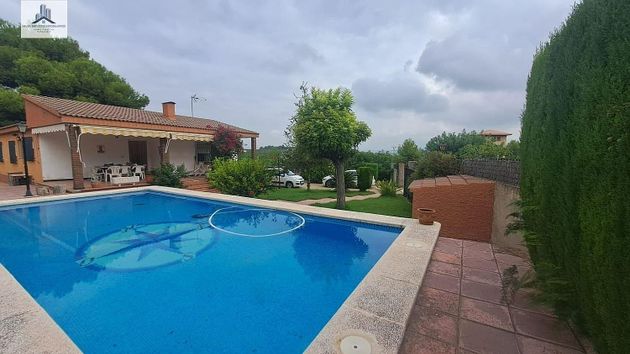 Foto 2 de Casa en venta en Onda de 4 habitaciones con terraza y piscina