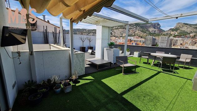 Foto 2 de Àtic en venda a Alcoy/Alcoi de 3 habitacions amb terrassa i garatge