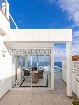Foto 1 de Àtic en venda a Zona Martiánez de 3 habitacions amb terrassa i balcó