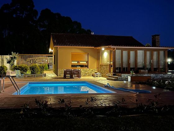 Foto 2 de Chalet en venta en Arteixo de 2 habitaciones con terraza y piscina