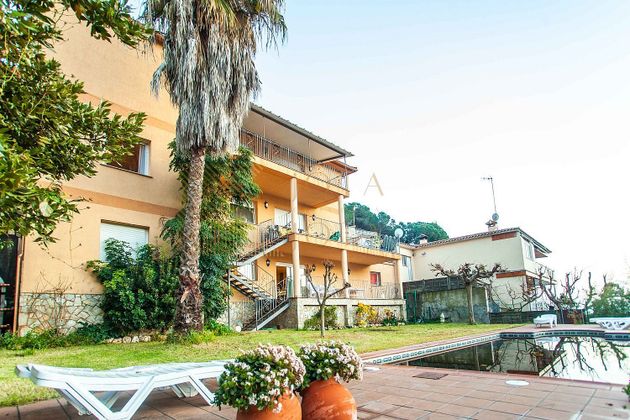 Foto 2 de Xalet en venda a calle Roca Grossa de 8 habitacions amb terrassa i piscina