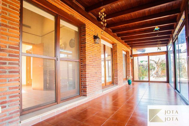 Foto 1 de Xalet en venda a calle Carrasco i Formiguera de 3 habitacions amb terrassa i piscina