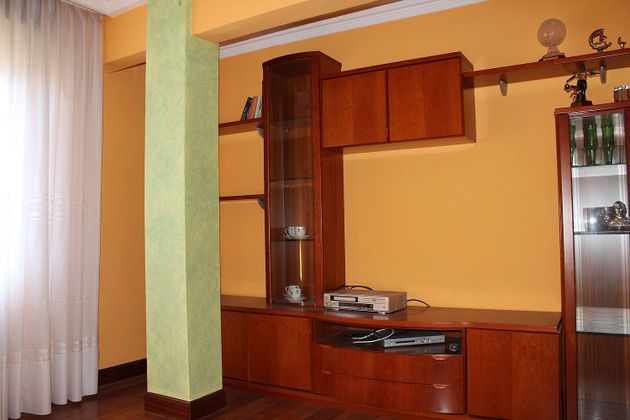 Foto 2 de Pis en venda a Ugao-Miraballes de 2 habitacions amb calefacció i ascensor
