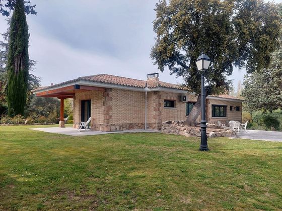 Foto 2 de Casa en lloguer a Fuente del Fresno de 5 habitacions amb piscina i garatge
