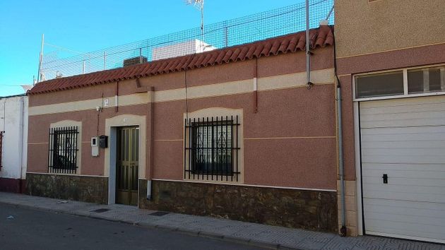 Foto 1 de Venta de casa en Mojonera (La) de 3 habitaciones con terraza y garaje