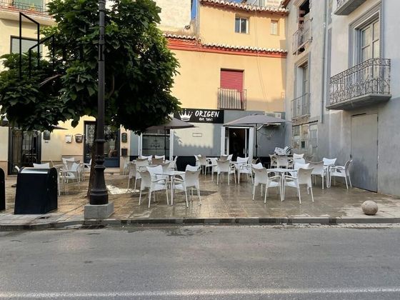Foto 1 de Local en venda a Guadix amb terrassa i aire acondicionat
