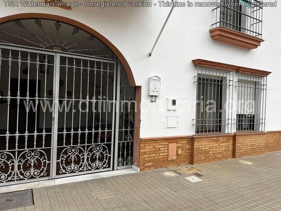 Foto 1 de Casa en venta en avenida De Huelva de 5 habitaciones con terraza y balcón