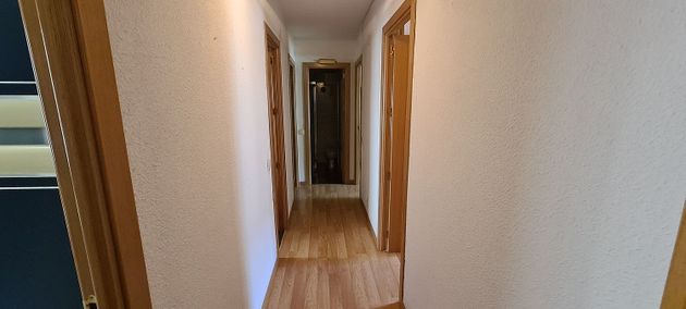 Foto 2 de Venta de piso en Santa Bárbara - La Zaporra de 2 habitaciones con calefacción