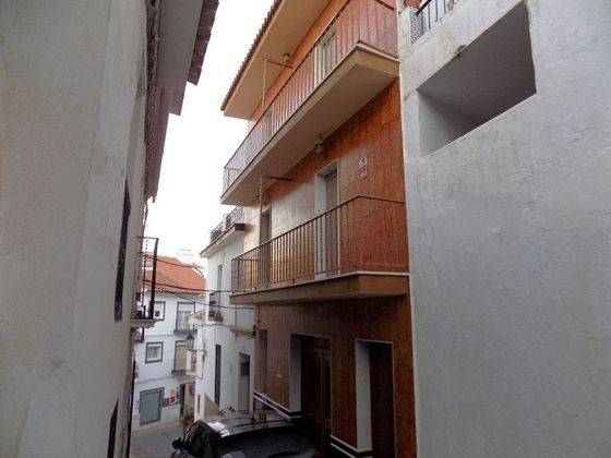 Foto 1 de Casa adossada en venda a Guaro de 5 habitacions amb terrassa