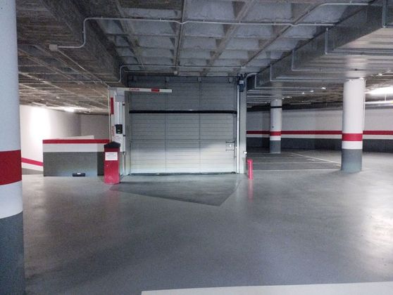 Foto 1 de Alquiler de garaje en calle Osca de 12 m²