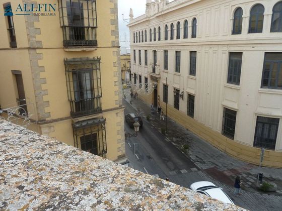 Foto 2 de Venta de chalet en Centro - Jerez de la Frontera de 1 habitación y 556 m²