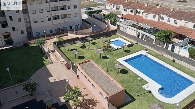 Foto 2 de Pis en venda a Este-Delicias de 2 habitacions amb piscina i garatge