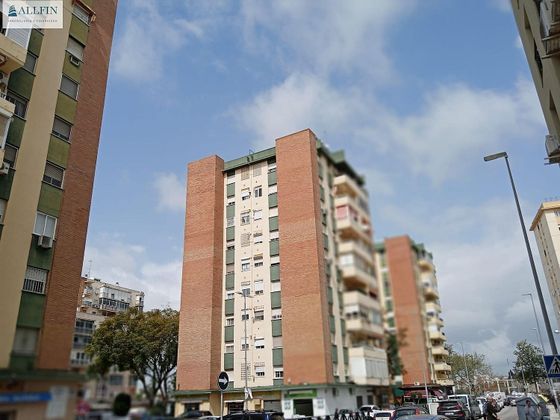Foto 2 de Pis en venda a Este-Delicias de 3 habitacions amb terrassa i balcó