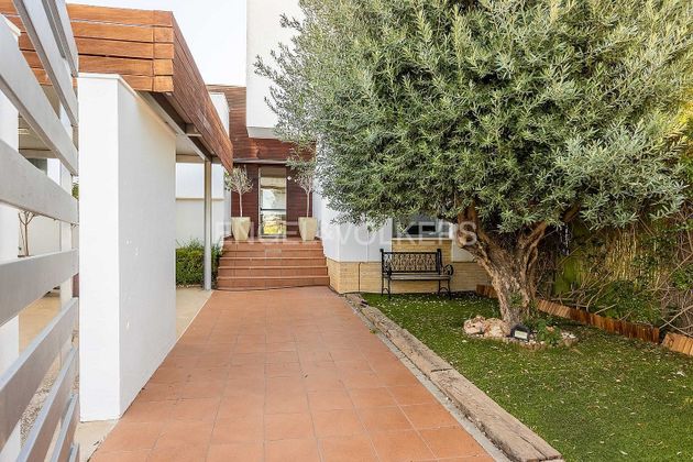 Foto 2 de Xalet en venda a La Paz de 6 habitacions amb terrassa i piscina