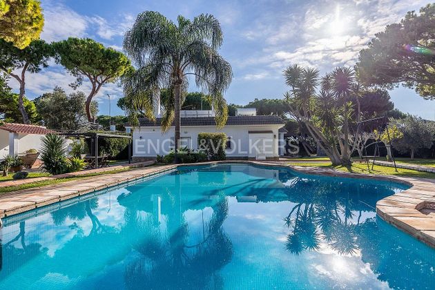 Foto 1 de Xalet en venda a Las Lagunas - Campano de 5 habitacions amb terrassa i piscina
