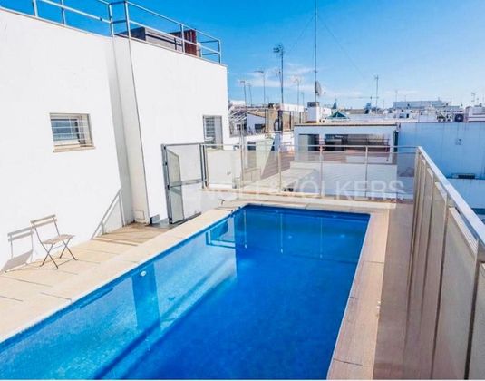 Foto 2 de Pis en venda a La Florida de 2 habitacions amb terrassa i piscina