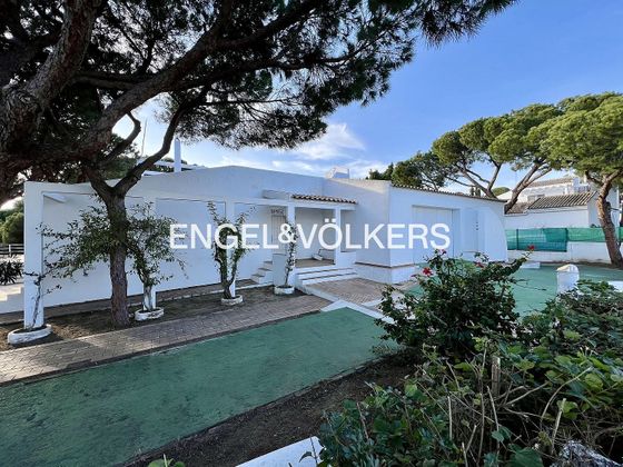 Foto 1 de Xalet en venda a Cartaya de 4 habitacions amb terrassa i piscina
